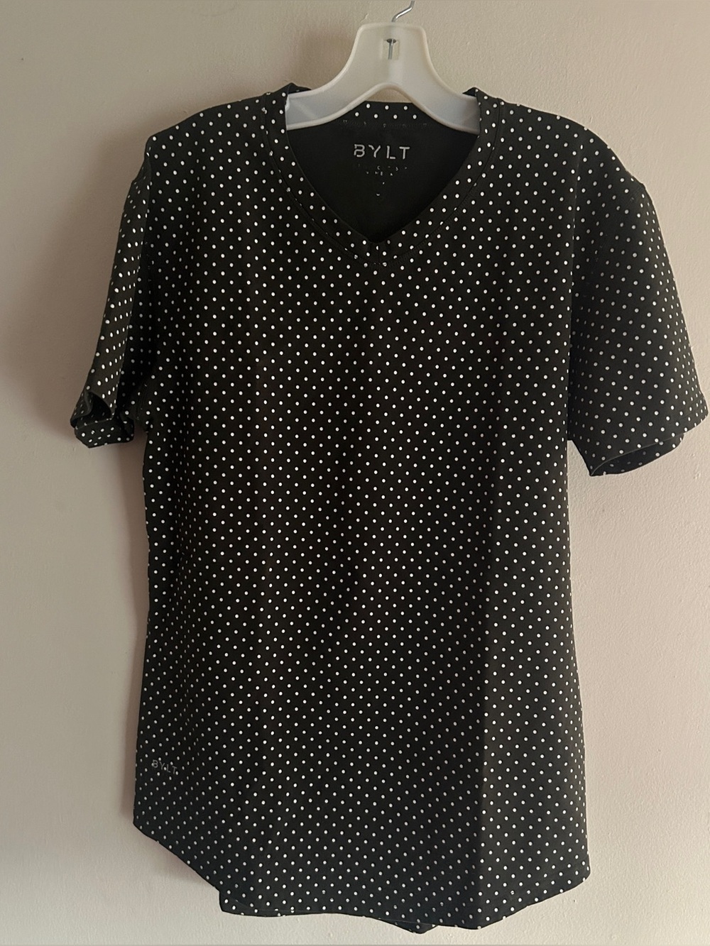 BYLT Men’s Polka Dot Drop Cut T-Shirt M